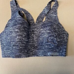 Victoria's Secret Angel Max Sports Bra - Size 32D.